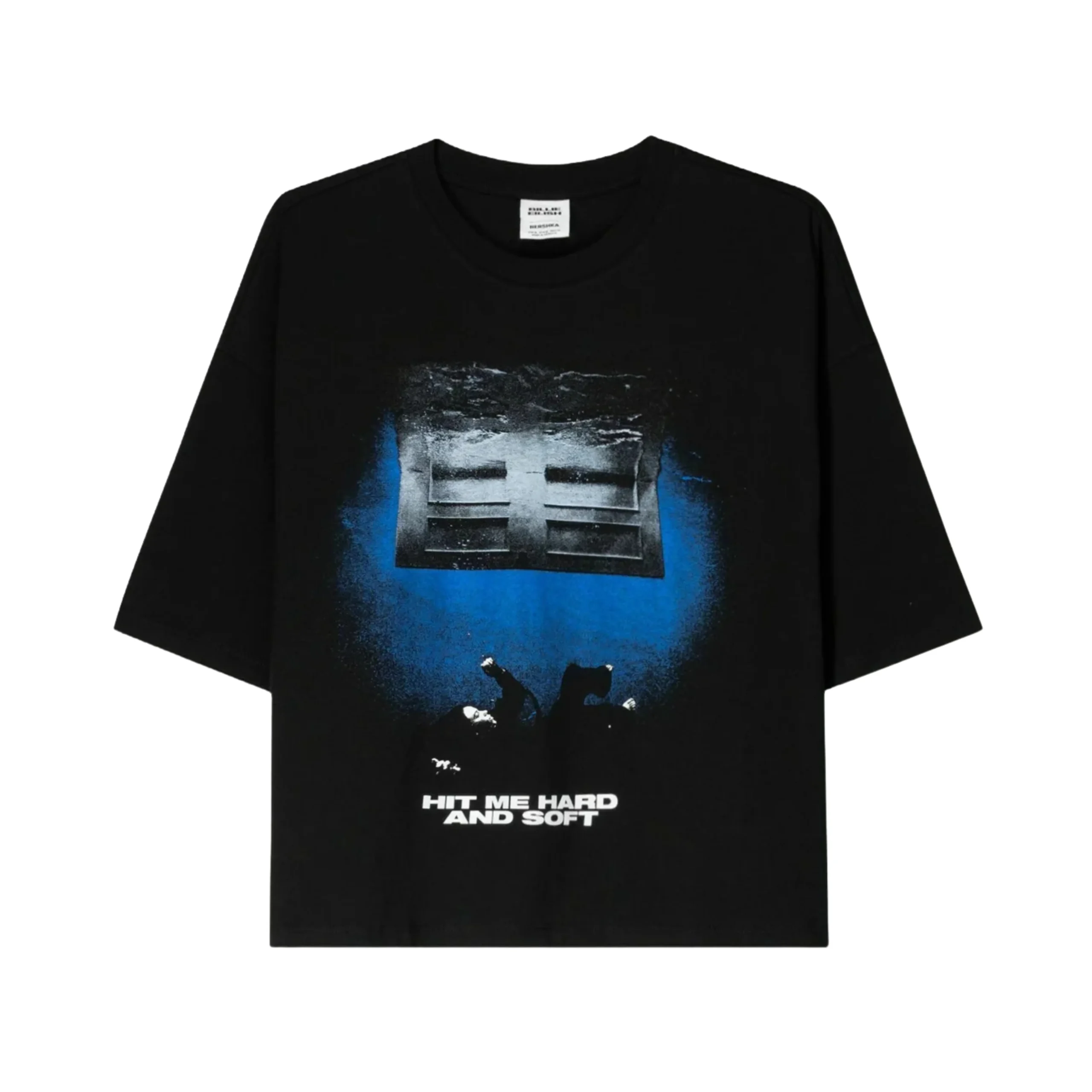 Camiseta estilo holgado oversized, con estampado en la parte delantera del álbum HIT ME HARD AND SOFT de Billie Eilish, de la marca Bershka