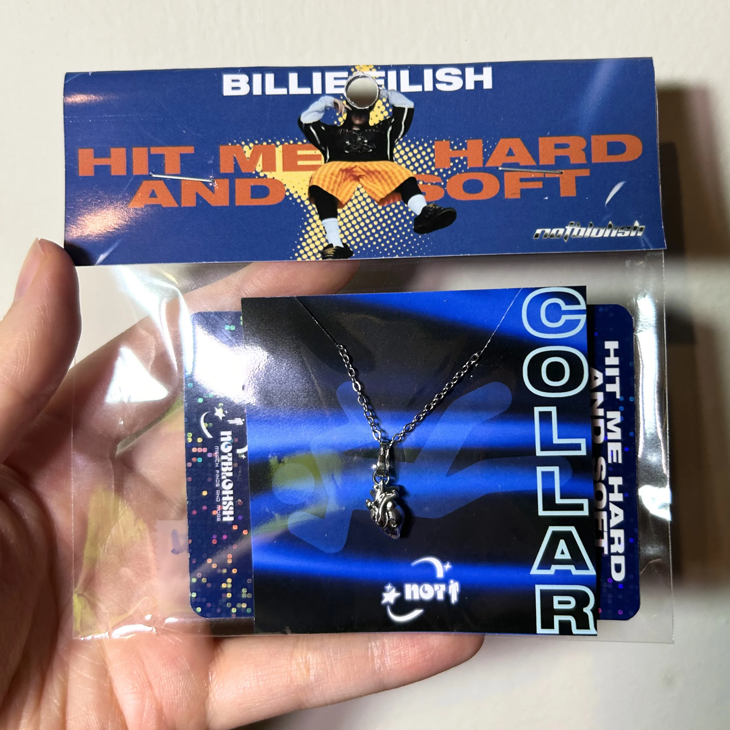 Collar de corazón anatómico Billie Eilish - Imagen 2