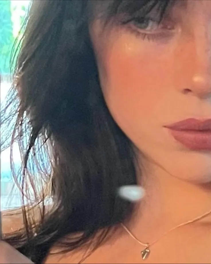 Collar de corazón anatómico Billie Eilish - Imagen 10